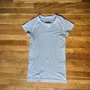 Lululemon Swiftly shirt